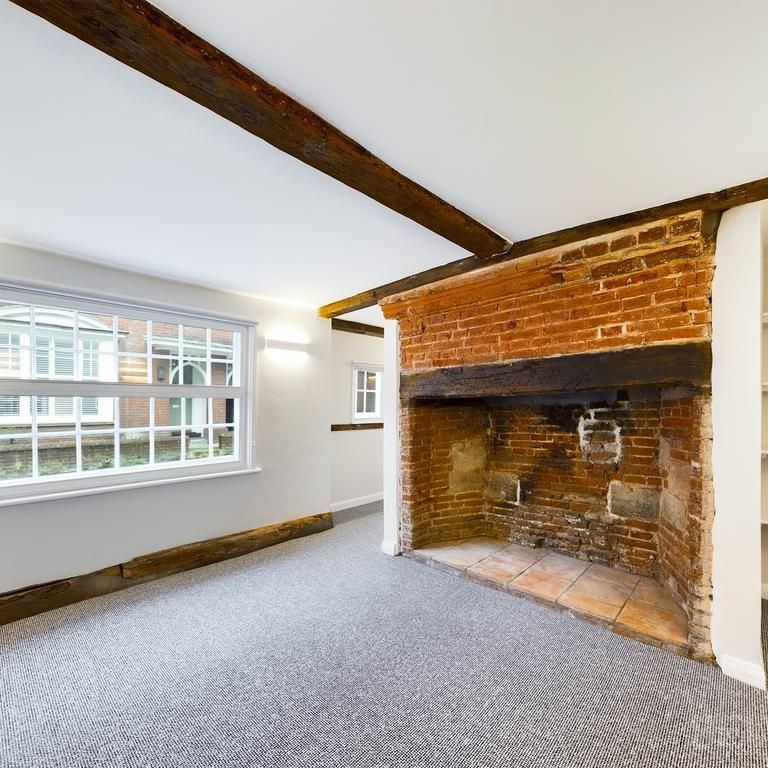 2 bedroom semi-detached house to rent - Photo 1