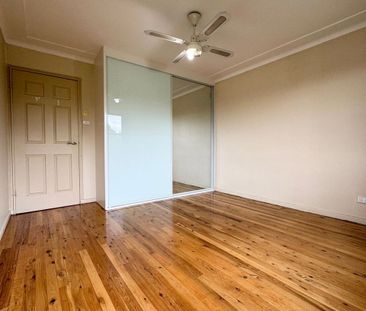 Tidy Home Close to All Amenities - Photo 6