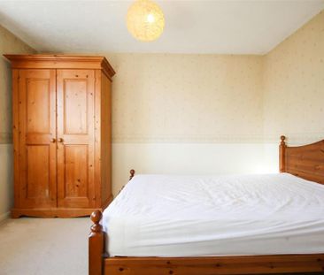 2 bedroom semi-detached house to rent - Photo 3