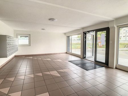 Joli logement de 3 pièces / SCHÖNE 3-Zimmer-Wohnung - Foto 2