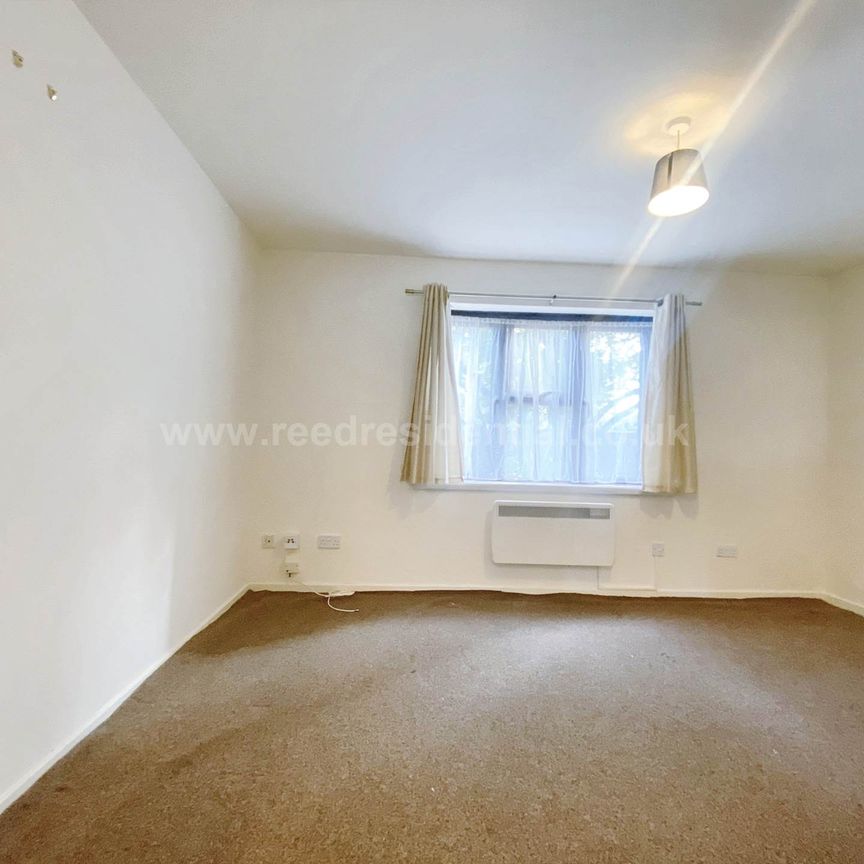 Wordsworth Court, Chelmsford - Photo 1