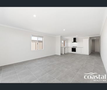 Dual Key Home in Family-Friendly Karnup - Photo 3