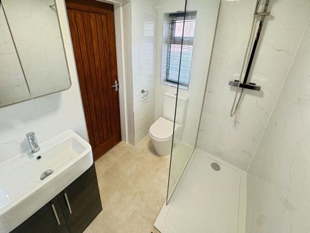 1 bedroom apartment to rent - Photo 5