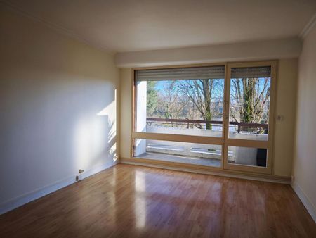 Ile de Nantes - Appartement T3 avec loggia - Photo 3