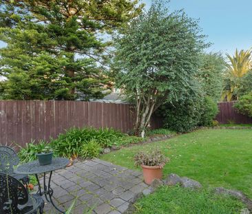 A FANTASTIC FAMILY HOME IN A GREAT LOCATION! - Photo 1