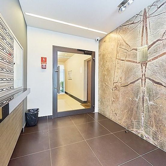 Mieszkanie po Remoncie przy Metrze Młociny, 37 m² - Zdjęcie 1