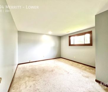 Updated 2 Bed 1 Bath Lower w Private Entrance/ Laundry in Great Res... - Photo 5