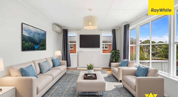 Stylish Family Home in a Quiet Glendene Street - Photo 1