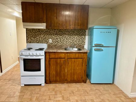 For Lease - 1312 Daimler Road Unit# Bsmt, Mississauga, Ontario - Photo 2