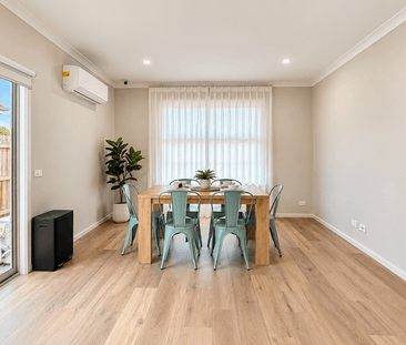 Modern Self-Contained Studio – Private Kitchenette & Ensuite I All ... - Photo 1