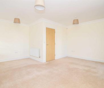 4 bedroom townhouse to rent - Photo 3