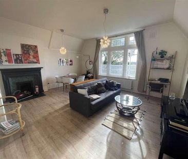 Stunning Luxury Penthouse Apartment - Edgware, HA8 - Photo 3