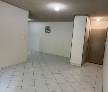 13/99 Canberra Avenue, Griffith ACT 2603 - Apartment For Rent | Domain - Photo 5