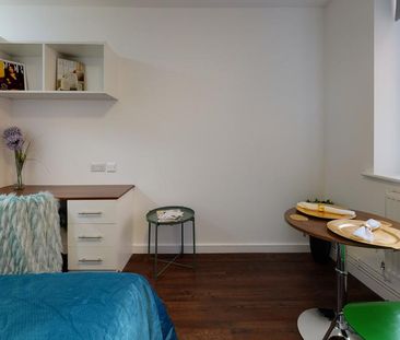 Studio to rent - Photo 6