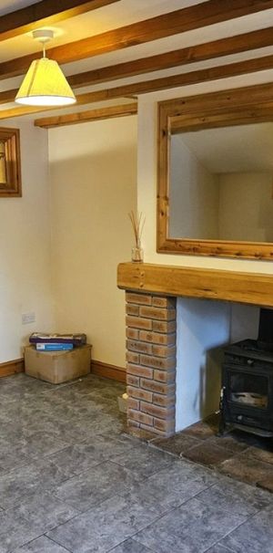 Cadole, Mold, Flintshire, CH7 - Photo 1