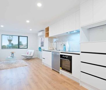 Terrace Home for Rent Ã¢ÂÂ Te Atatu Peninsula - Photo 3