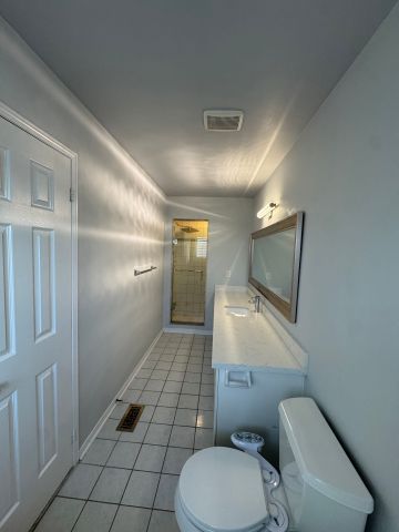 For Lease - 3104 Turbine Crescent, Mississauga, Ontario - Photo 2