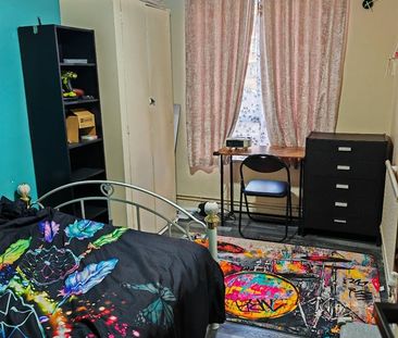 Room in a Shared Flat, Oval, SW8 - Photo 1