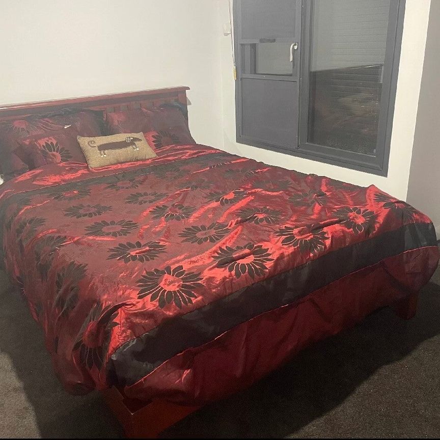 Clyde North - Photo 1