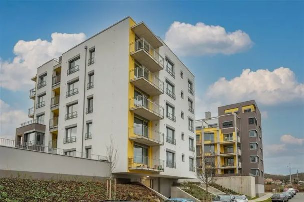 Pronájem bytu 3+kk s balkónem, Hodkovičky, Praha 4 - Фото 1