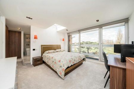 Thameside, Teddington, TW11 - Photo 3