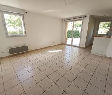 location Appartement T3 DE 62.11m² À CASTELNAU D'ESTRETEFONDS - Photo 6