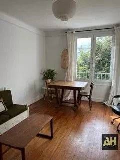 SIAM TRIANGLE D'OR - T4 DE CHARME MEUBLE - DERNIER ETAGE - Photo 2