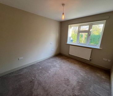 3 bedroom detached house to rent - Photo 2