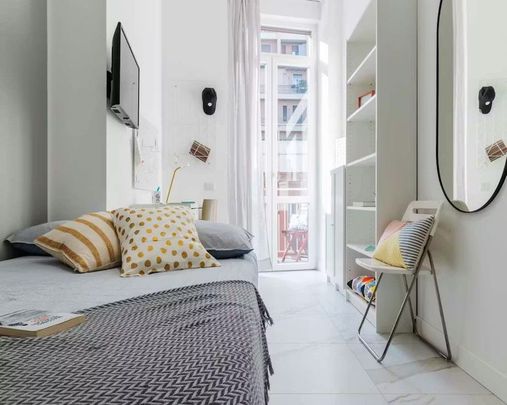 Viale Bligny, Milan, Lombardy 20136 - Photo 1