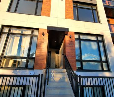 For Lease - 8 Steckley House Lane Unit# 219, Richmond Hill, Ontario - Photo 2