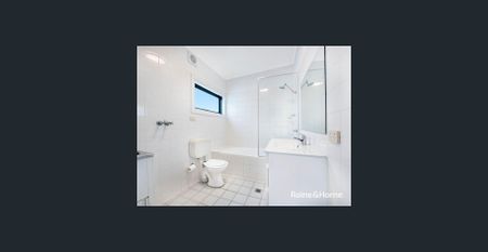 Two bedroom home in Marrickville - Photo 4