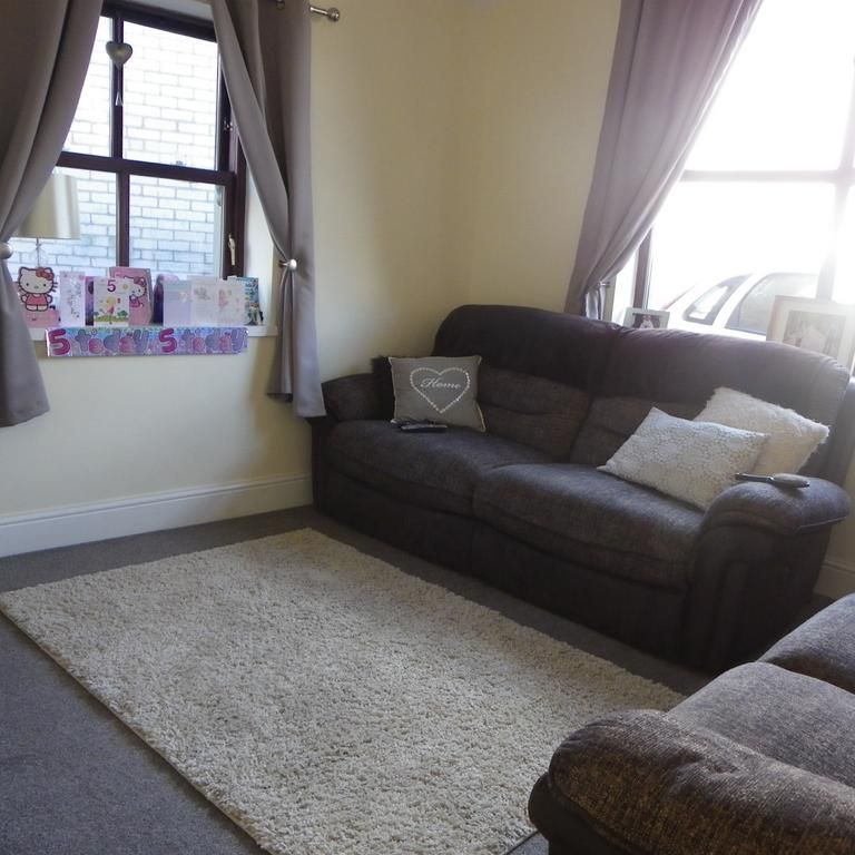 2 bedroom detached house to rent - Photo 1