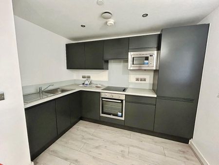 2 bedroom flat to rent - Photo 3