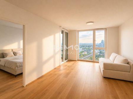 City Above: Level 22 with ROOFTOP POOL - Where Vienna Meets the Sky - Photo 2