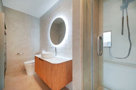 Close to everywhere. - Photo 5