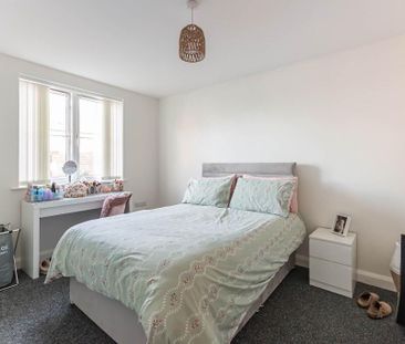 8 Fort Manor, Dromore, BT25 1GG - Photo 4