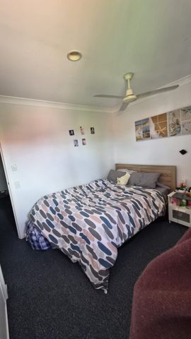 Shared Furnished Townhouse - Photo 3