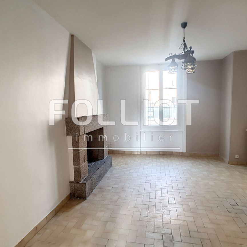 A LOUER - TINCHEBRAY BOCAGE- à proximité des commerces grand T3 situé au RDC - Photo 1