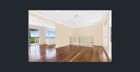 Charming Family Home in Farmborough Heights - Photo 2