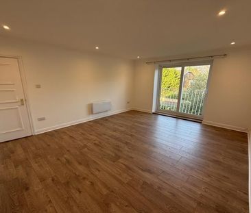 2 Bedroom Apartment To Let - Photo 2