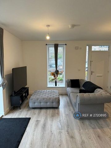 1 bedroom flat to rent - Photo 2