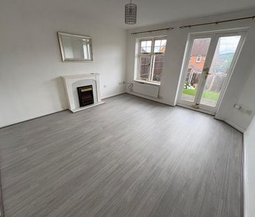 2 bedroom semi-detached house to rent - Photo 2