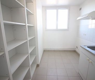 Appartement 2 pièces – 36 m² environ à Saint-Jacques-de-la-Lande (r... - Photo 4
