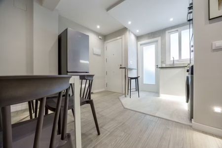 Carrer de Caravaca, Valencia, Valencian Community 46021 - Photo 5