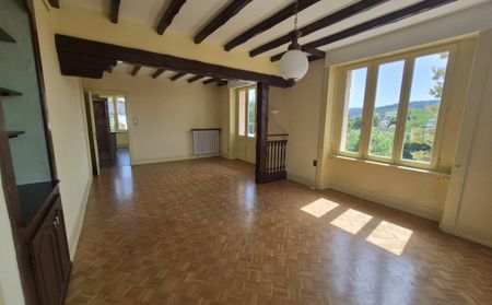 PONTARLIER - T5 ~~QUARTIER CALME - PROCHE CENTRE VILLE - Ap - Photo 2