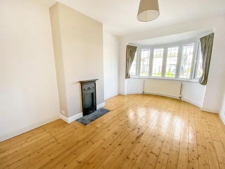 3 bedroom detached house to rent - Photo 3