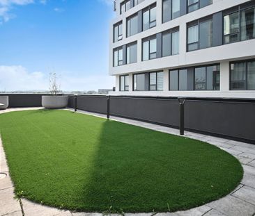 For Lease - 3005 Pine Glen Road Unit# 201, Oakville, Ontario - Photo 3