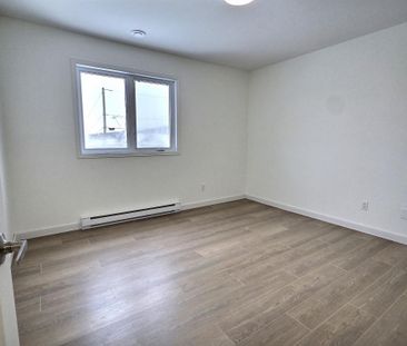 Logement 4 1/2 au rez de chaussé au 1 rue Belisle - Photo 2