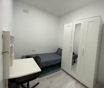 Carrer de Corretger, Barcelona, Catalonia 08003 - Photo 5