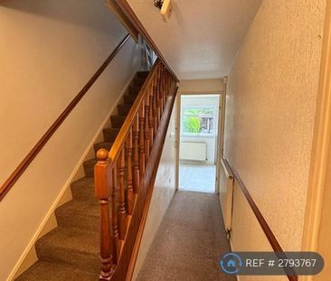 2 bedroom terraced house to rent - Photo 4